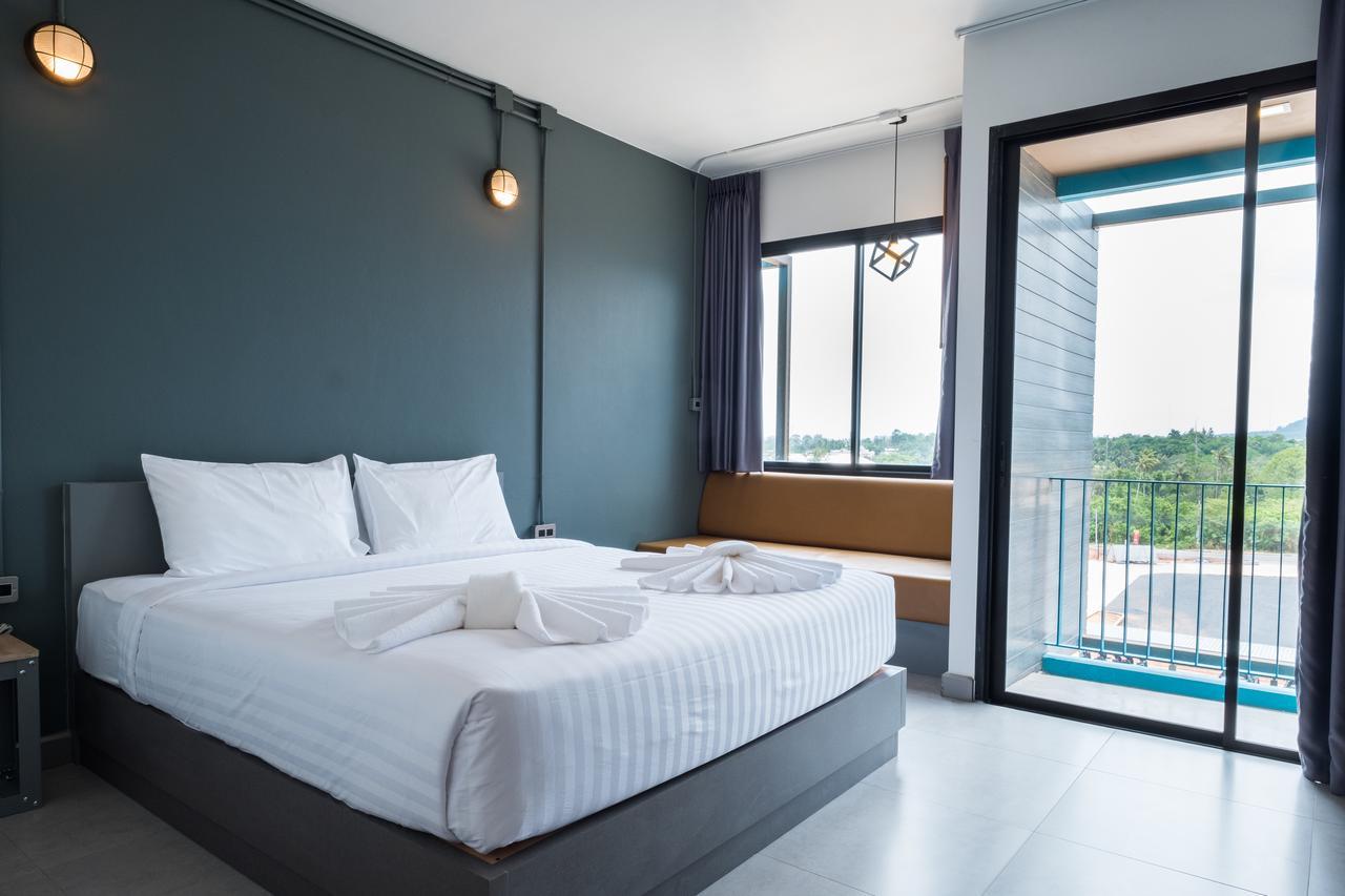 S.22 Hotel Suratthani Сураттхани Экстерьер фото