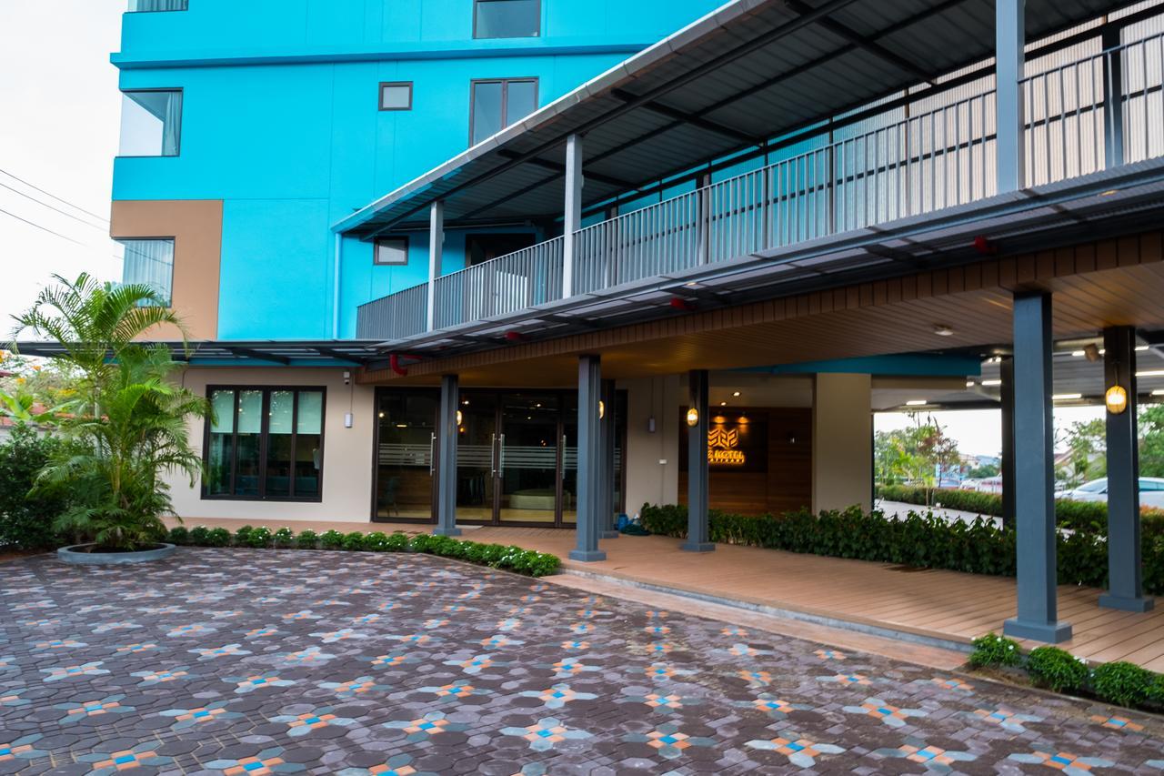 S.22 Hotel Suratthani Сураттхани Экстерьер фото
