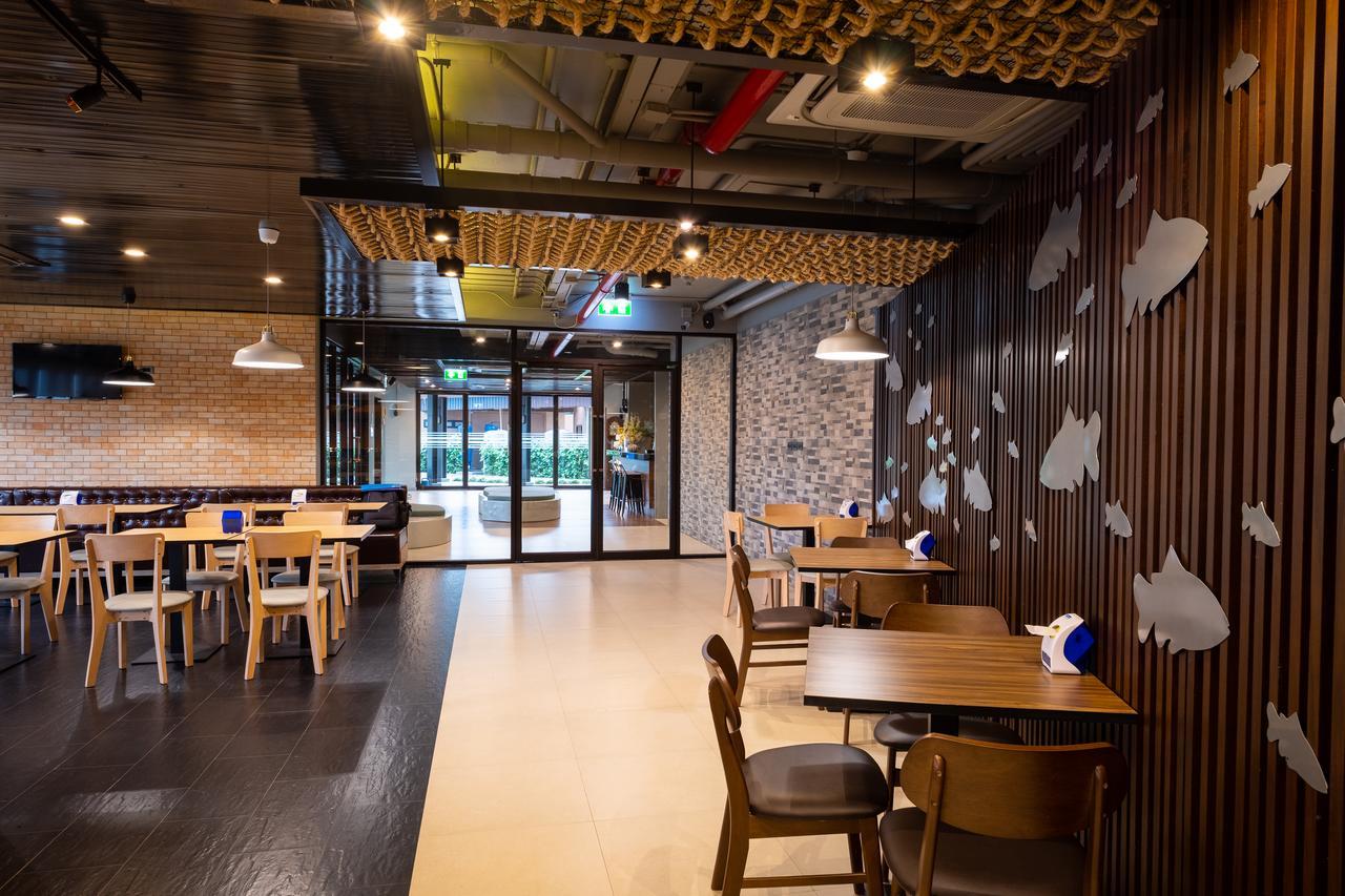S.22 Hotel Suratthani Сураттхани Экстерьер фото