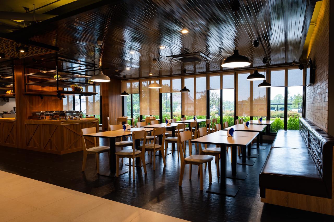 S.22 Hotel Suratthani Сураттхани Экстерьер фото