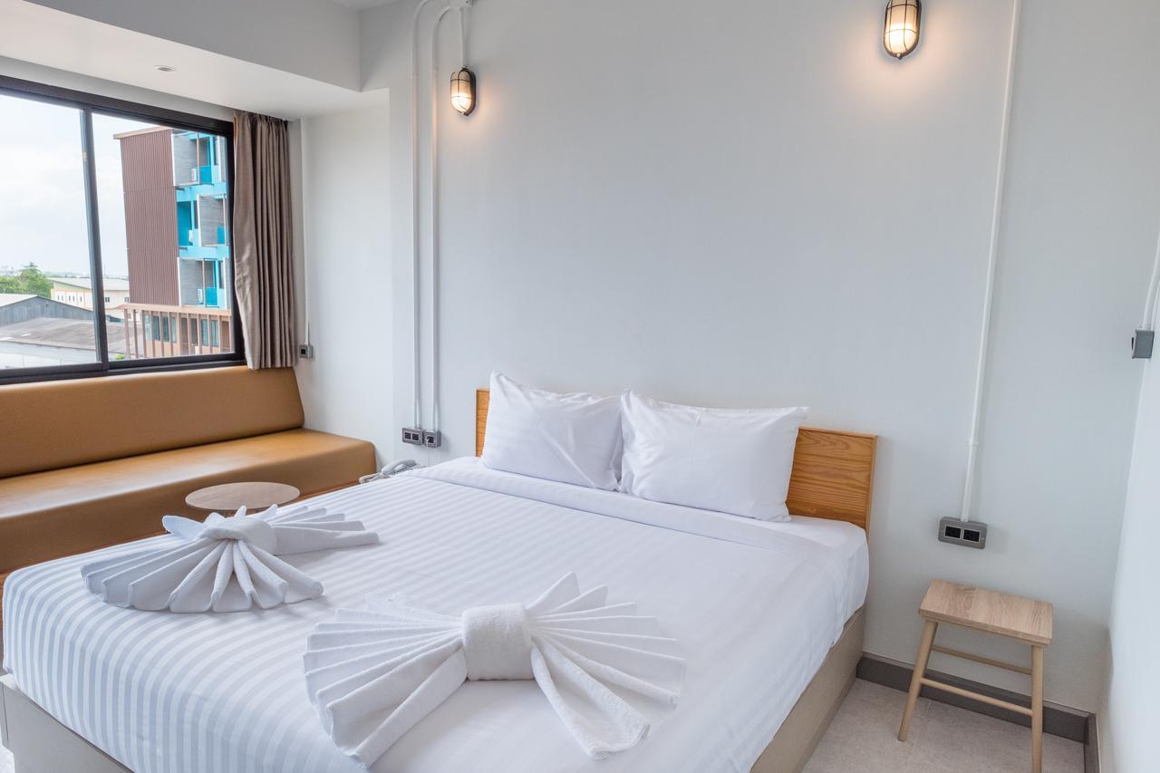 S.22 Hotel Suratthani Сураттхани Экстерьер фото