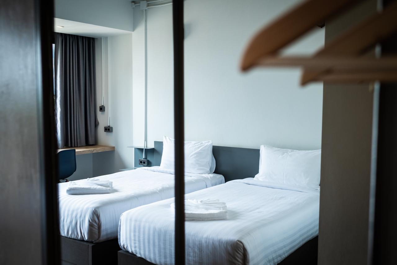 S.22 Hotel Suratthani Сураттхани Экстерьер фото