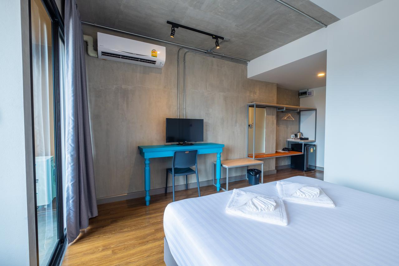 S.22 Hotel Suratthani Сураттхани Экстерьер фото