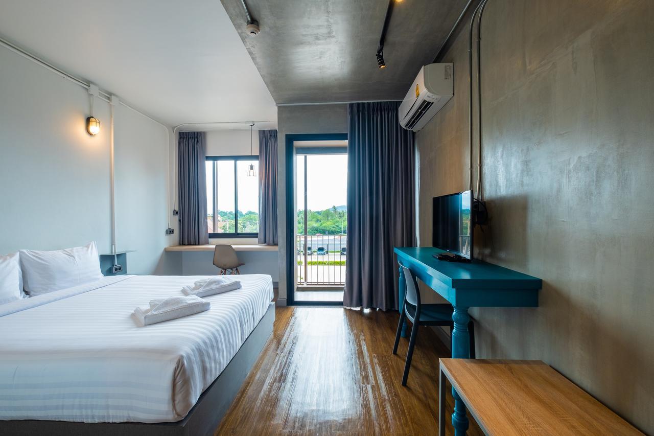 S.22 Hotel Suratthani Сураттхани Экстерьер фото